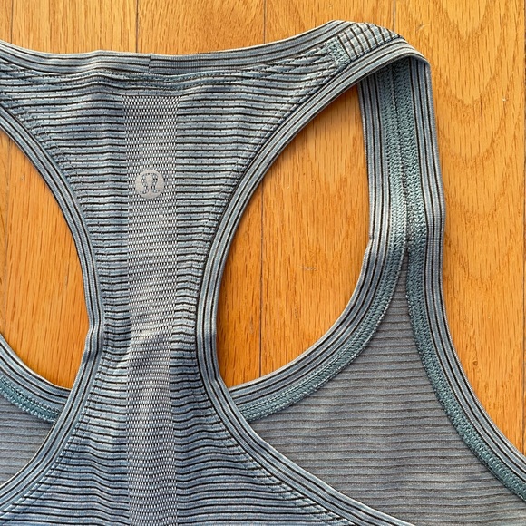 Lululemon Swiftly Tech Racerback Tank Top 2.0 *Race Length - Picture 5 of 7